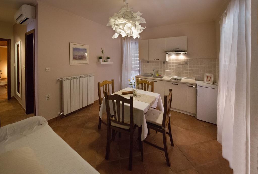 Apartment Duketis Rovinj Kamer foto